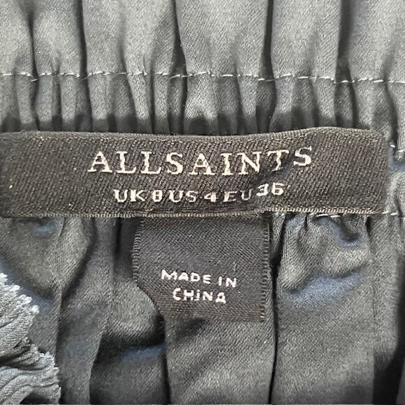 All Saints Lara Cordelia Off Shoulder Smocked Blouse Top Gray Blue Floral Size 4 - Picture 9 of 10